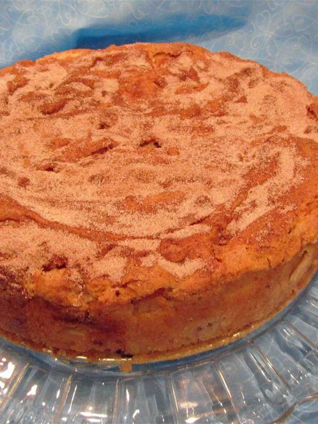 Cinnamon Apple Cake (Hanukkah Cake)