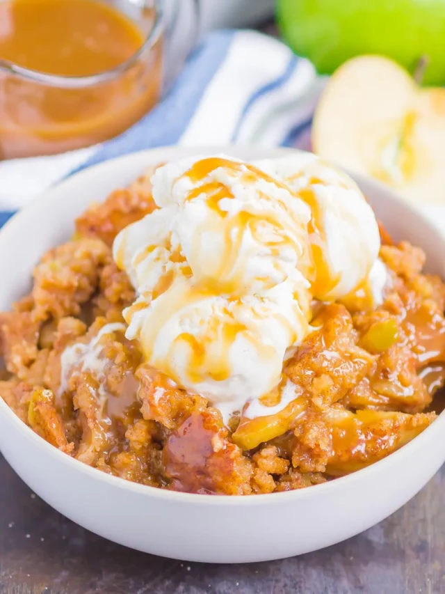 Easy Caramel Apple Pie Cobbler Recipe