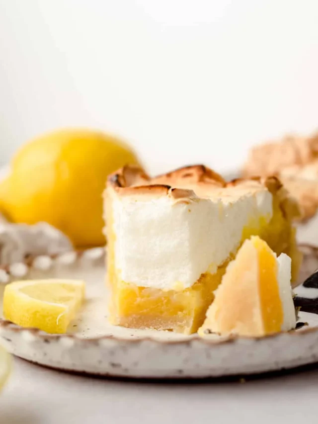 Elegant Lemon Meringue Pie: A Citrus Sensation