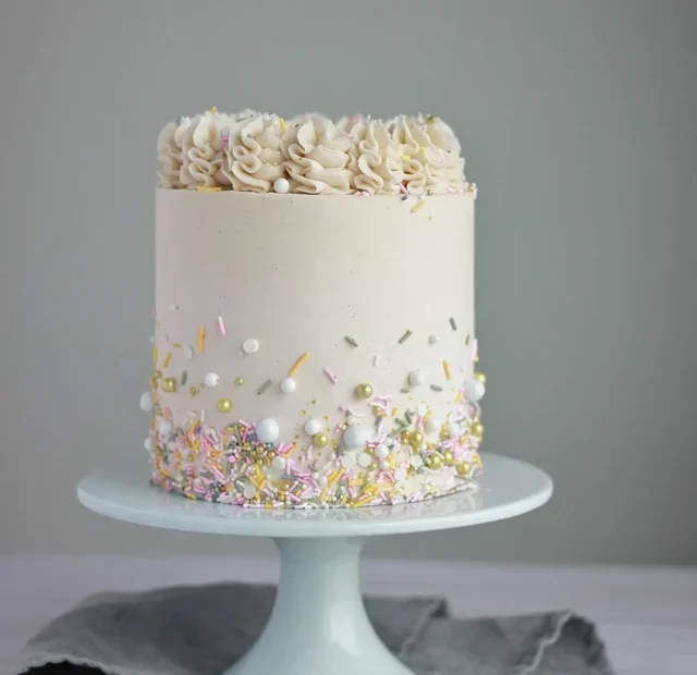 Simple White Cake (3)