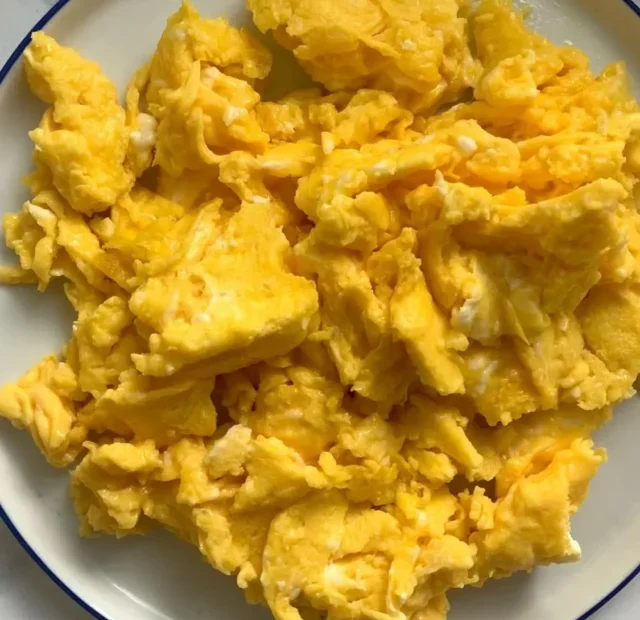 The 1-Ingredient Upgrade for the Best Scrambled Eggs (2)