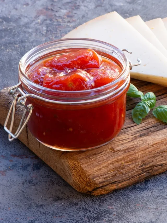 The 2-Ingredient Tomato ‘Butter’ You’ll Be Spreading On Everything